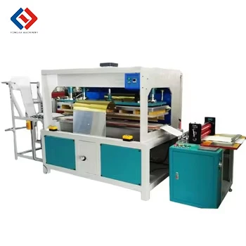 Macchina per la produzione di sacchetti in PVC
